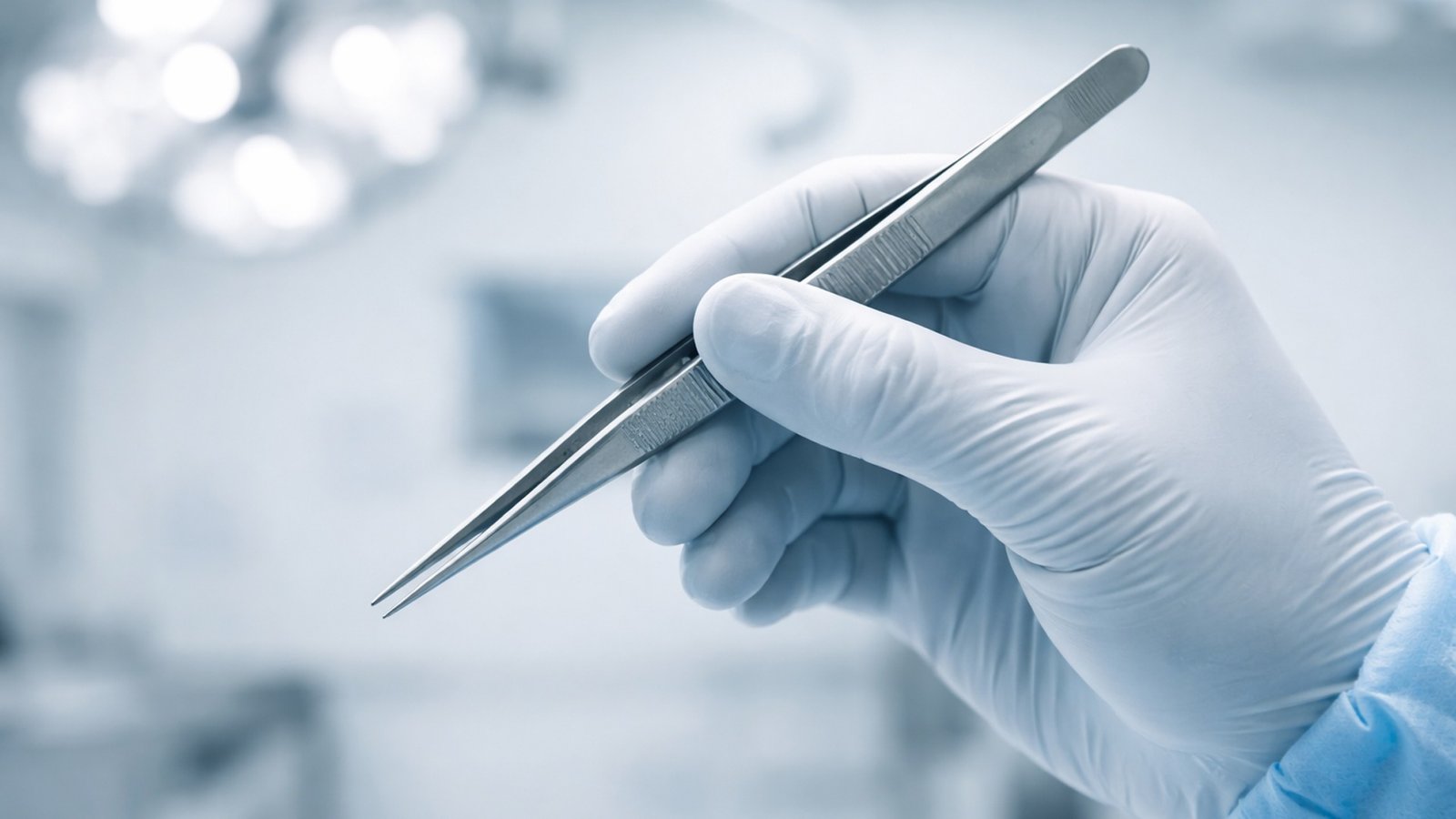 Types of Tissue Forceps and Their Role in Surgical Procedures