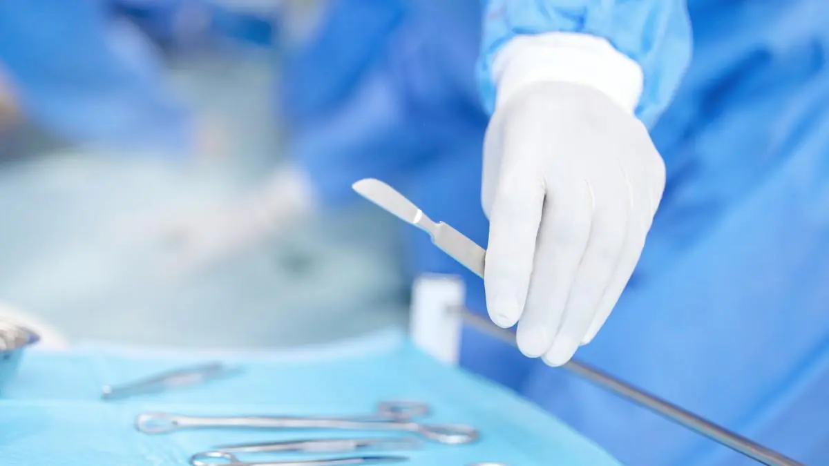 What Are Surgical Scalpels and How Used In Surgical Procedures?